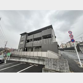 高尾駅より徒歩14分 2階 築9年11ヶ月の賃貸物件