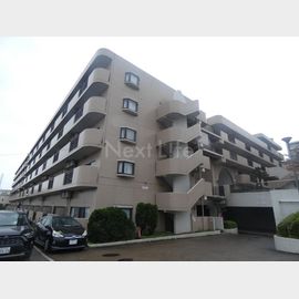 アーバンパーク三ツ池公園ウイングＥ 1階 築33年11ヶ月の賃貸物件