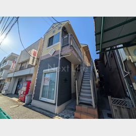 鶴見市場駅より徒歩6分 1階 築9年2ヶ月の賃貸物件