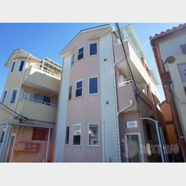 パンテオン 3階 築20年9ヶ月の賃貸物件