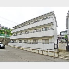 百合ヶ丘駅よりバス12分 2階 築32年7ヶ月の賃貸物件