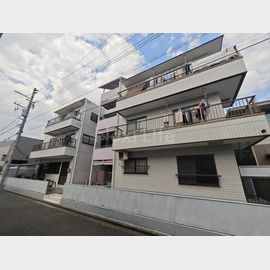 鶴見駅よりバス15分 3階 築37年2ヶ月の賃貸物件