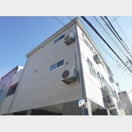 国分寺駅より徒歩15分 築8年7ヶ月 3階建の賃貸物件