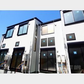 久地駅より徒歩4分 築5年4ヶ月 2階建の賃貸物件