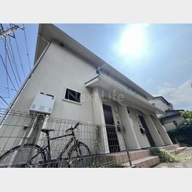 百合ヶ丘駅より徒歩13分 築14年 2階建の賃貸物件