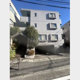 グランシャリオ 3階 築28年1ヶ月の賃貸物件