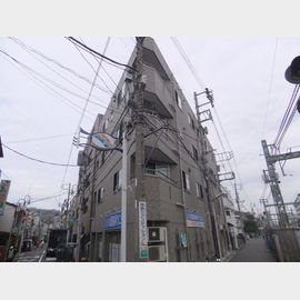 鶴見市場駅より徒歩1分 3階 築21年1ヶ月の賃貸物件