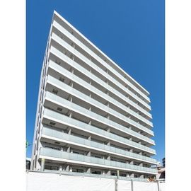 鶴見駅より徒歩8分 3階 築1年8ヶ月の賃貸物件