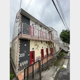 川崎駅より徒歩15分 2階 築10年11ヶ月の賃貸物件