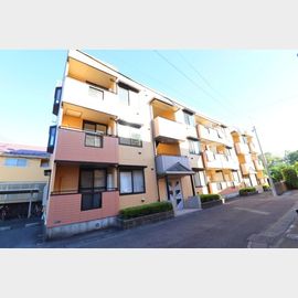 久地駅より徒歩8分 3階 築30年10ヶ月の賃貸物件