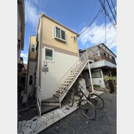 花月総持寺駅より徒歩5分 2階 築18年5ヶ月の賃貸物件