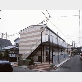 中央林間駅より徒歩11分 1階 築19年8ヶ月の賃貸物件