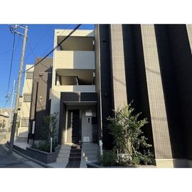 鶴見市場駅より徒歩6分 1階 築2年2ヶ月の賃貸物件