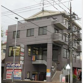 鶴見駅よりバス12分 3階 築32年4ヶ月の賃貸物件