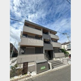 相武台前駅より徒歩4分 2階 築1年6ヶ月の賃貸物件