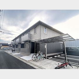 八王子駅よりバス24分 2階 築4年の賃貸物件