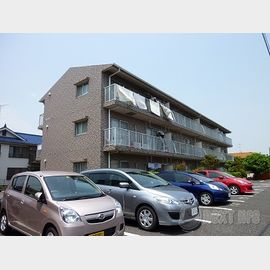 町田駅より徒歩14分 3階 築31年の賃貸物件