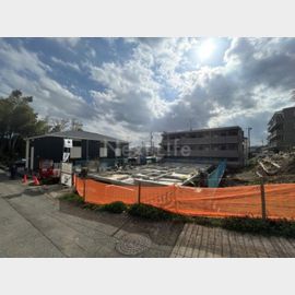 登戸駅よりバス6分 2階 新築の賃貸物件