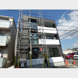 中央林間駅より徒歩6分 1階 築4年7ヶ月の賃貸物件