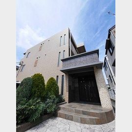 鶴見駅よりバス13分 3階 築17年8ヶ月の賃貸物件