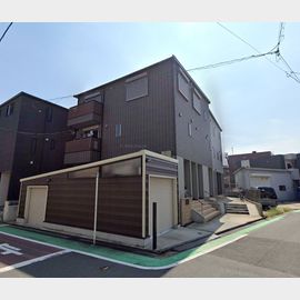川崎駅よりバス9分 2階 築6年10ヶ月の賃貸物件