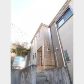 座間駅より徒歩5分 築11年3ヶ月 2階建の賃貸物件