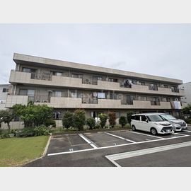 川崎駅よりバス13分 2階 築31年の賃貸物件