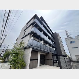 鶴見市場駅より徒歩11分 3階 築2年5ヶ月の賃貸物件