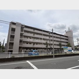 ブルータウン小倉 3階 築30年の賃貸物件