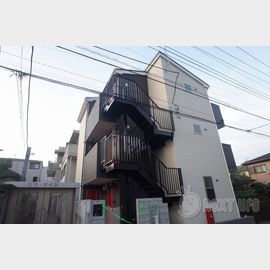 川崎大師駅より徒歩5分 築7年11ヶ月 3階建の賃貸物件