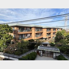 パティオ駒岡本館 2階 築36年5ヶ月の賃貸物件