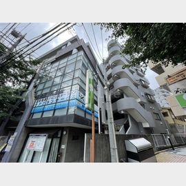 宮崎台駅より徒歩2分 築32年11ヶ月 7階建の賃貸物件