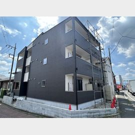 原当麻駅より徒歩15分 3階 築2年の賃貸物件