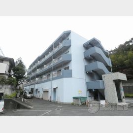 京王永山駅よりバス12分 4階 築38年9ヶ月の賃貸物件