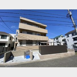 武蔵中原駅より徒歩13分 3階 築3年1ヶ月の賃貸物件