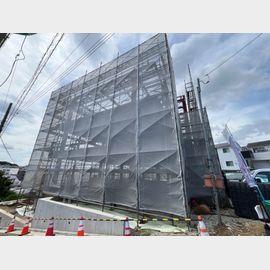 鶴見駅よりバス15分 2階 新築の賃貸物件