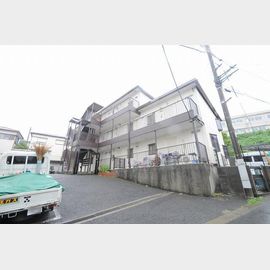 シュトラール 2階 築31年8ヶ月の賃貸物件