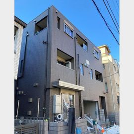 川崎駅よりバス9分 2階 築2年8ヶ月の賃貸物件