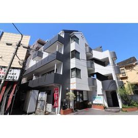井土ヶ谷駅より徒歩1分 3階 築36年の賃貸物件