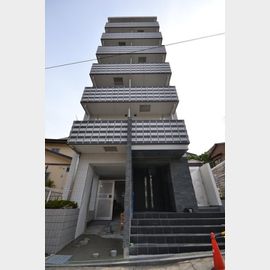 ＰＲＥＭＩＵＭＣＵＢＥヨコハマタンマチ 5階 築11年11ヶ月の賃貸物件