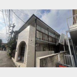 国領アパートメント 2階 築38年11ヶ月の賃貸物件