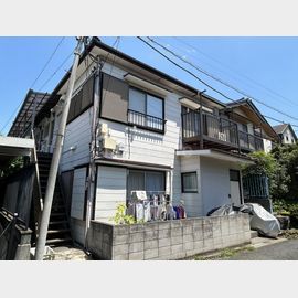 是政駅より徒歩5分 築47年5ヶ月 2階建の賃貸物件