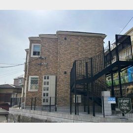 星川駅より徒歩10分 築5年2ヶ月 2階建の賃貸物件