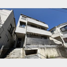 西谷駅より徒歩1分 3階 築8年2ヶ月の賃貸物件