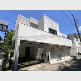 高田駅より徒歩10分 築14年2ヶ月 2階建の賃貸物件