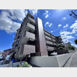 北山田駅より徒歩9分 4階 築32年10ヶ月の賃貸物件