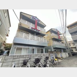 武蔵新城駅より徒歩3分 1階 築33年の賃貸物件