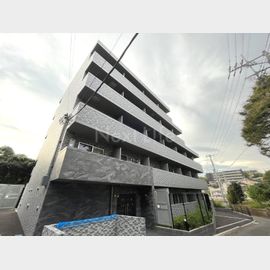 菊名駅より徒歩13分 築4年5ヶ月 5階建の賃貸物件