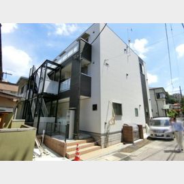 溝の口駅より徒歩4分 2階 築8年7ヶ月の賃貸物件