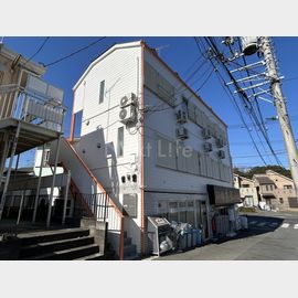 町田駅よりバス21分 2階 築38年の賃貸物件